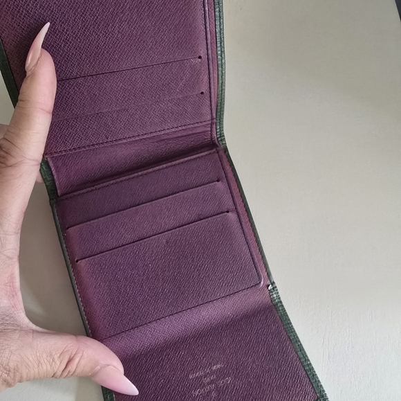 Louis Vuitton Olive Green Compact Short Wallet - Picture 9 of 13